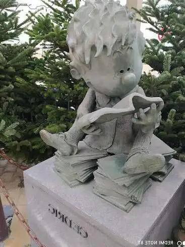 Statue Cedric