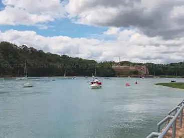 The canoes Du Guildo