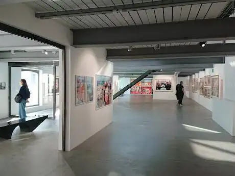Photo de Hangar Centre d'art