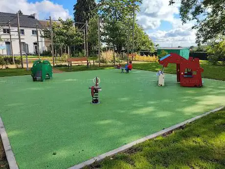Plaine de jeux isnes
