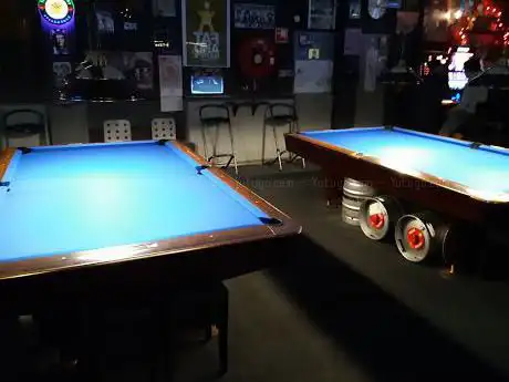 Pool & Darts Café Cozmic