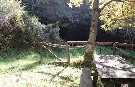 Photo de Grotta del Colle di Rapino