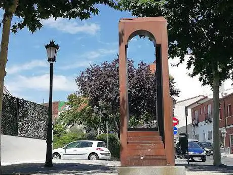 Photo de Plaza de la Virgen de la Cueva