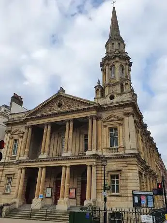 Photo de Hinde Street Methodist Church