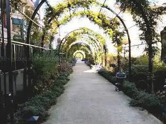 Passage des Glycines - Entrée Ouest