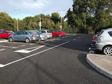 Photo de Carrickmines Luas Park & Ride