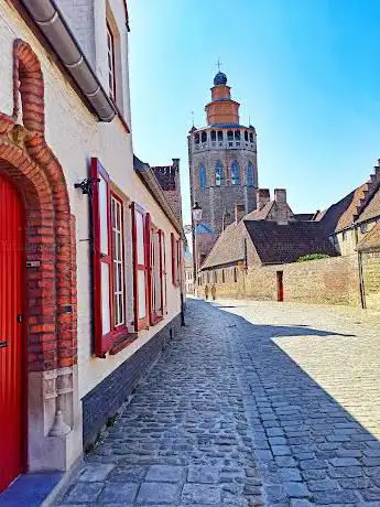 kleine tuin in de kerk van Jeruzalem