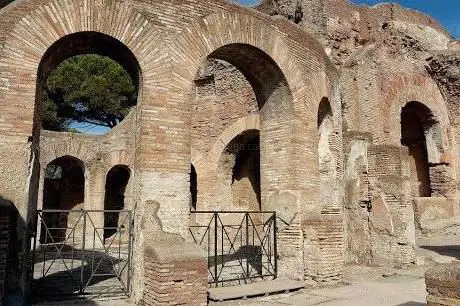 Photo de Terme dei sette sapienti Therme des septs sages