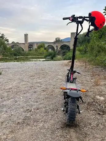 Photo de Besalú Aventura