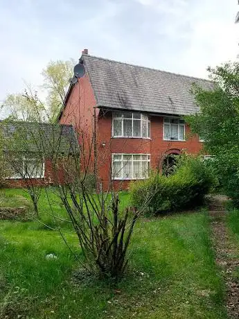 Cometan's Family Home