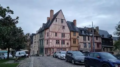 Photo de Maison du Pilier rouge