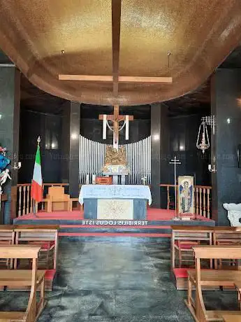 Photo de Chiesa Sacrario Militare di Redipuglia - Maria Santissima Regina della Pace