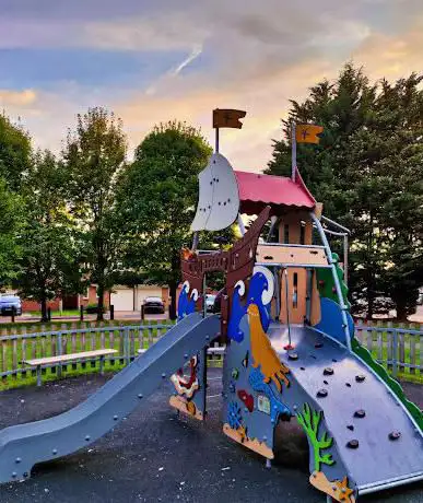 Photo de Himalayan Way Playground