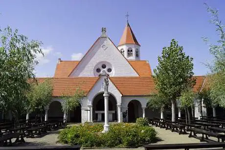 Onze-Lieve-Vrouw-van-de-Rozenkranskerk Het Zoute