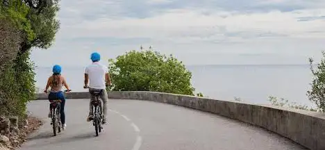 Photo de Mobilboard Nice Location de vélo et vélo électrique, Location de trottinette électrique / Visite guidée en Segway et vélo