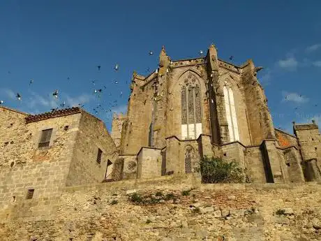 Paseo La Farinera ( Castelló De Empurias )
