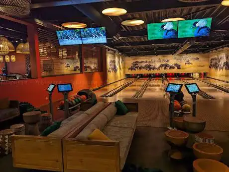 Pamoja Lounge Bowling