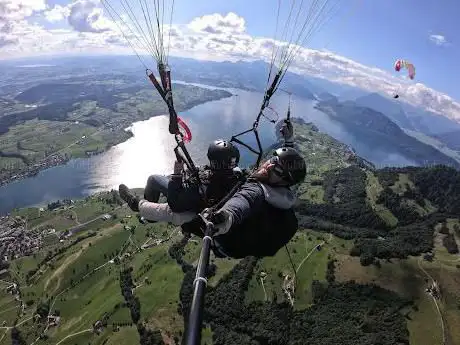 de Nève Paragliding