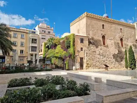 Photo de Torre de la Calaforra