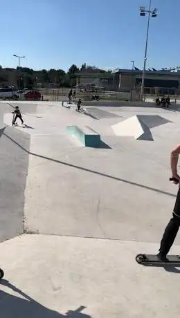 Photo de Skatepark de Vitrolles (nouveau)