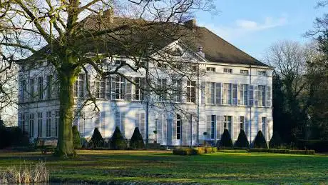Photo de Kasteel van Aveschoot