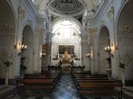 Photo de Chiesa ed ex Monastero della Santissima Trinità dei Celestini