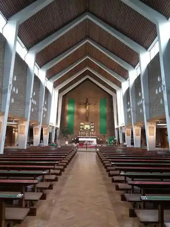 Photo de Holy Apostles Church