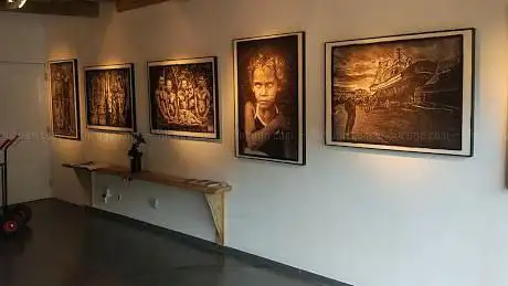 Photo de Louise Gallery