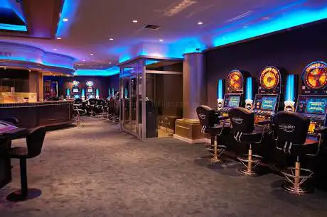Versailles Casino