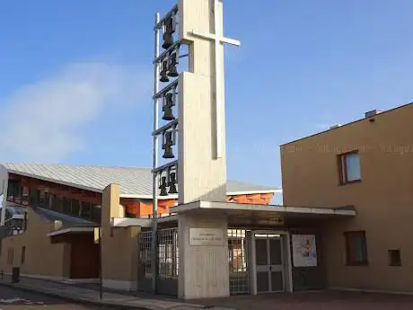 Photo de Iglesia parroquial de Nuestra Señora de Lourdes