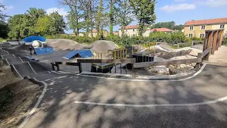 Photo de Pumptrack et Skatepark Bisso