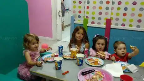 Photo de + Que Bolas