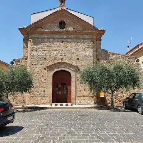 Photo de Church of Saint John Baptist