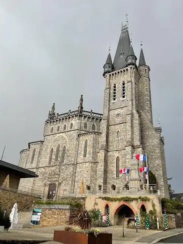 Photo de Eglise Saint Pierre