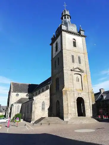?glise Saint-Pierre de Mauron