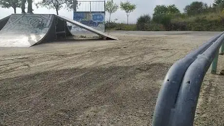 Photo de Skate parc de Péret