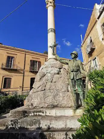 Photo de WW I Monument to All Fallen