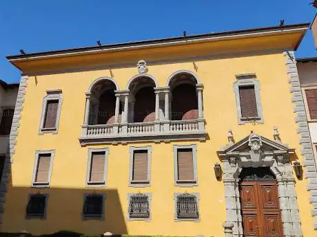 Photo de Curia Vescovile di Como