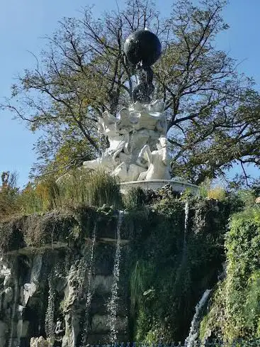 Photo de Fontaine du Titan