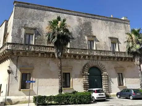 Palazzo Barrile-Spinelli