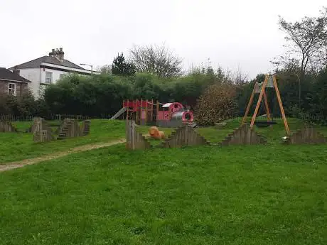 Fairfields Park