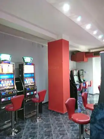 Photo de Royal Jackpot / To.Ca.Lo.