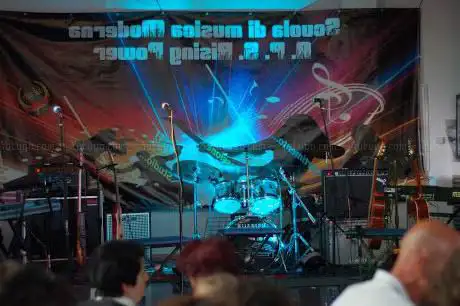 Scuola di Musica Moderna APS Sinergia Musicale