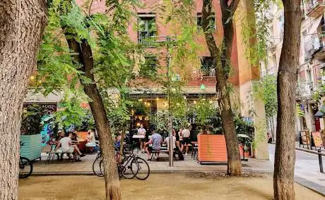 Photo de Plaça d'Emili Vendrell