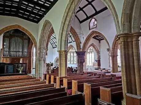 Photo de St Andrew & St Mary's Church