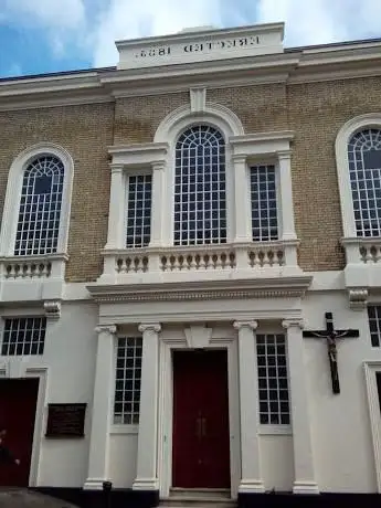 Photo de Roman Catholic Church of Saint Peter and Saint Paul