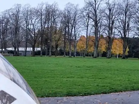 Photo de Whitehall Recreation Ground