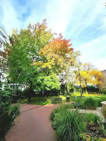 Photo de Square Baudin
