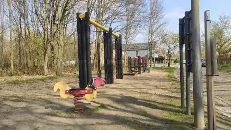 Speeltuin De Regenbooghond