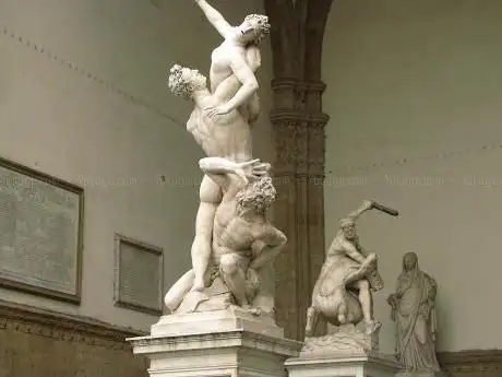 Photo de Statue of Dante Alighieri